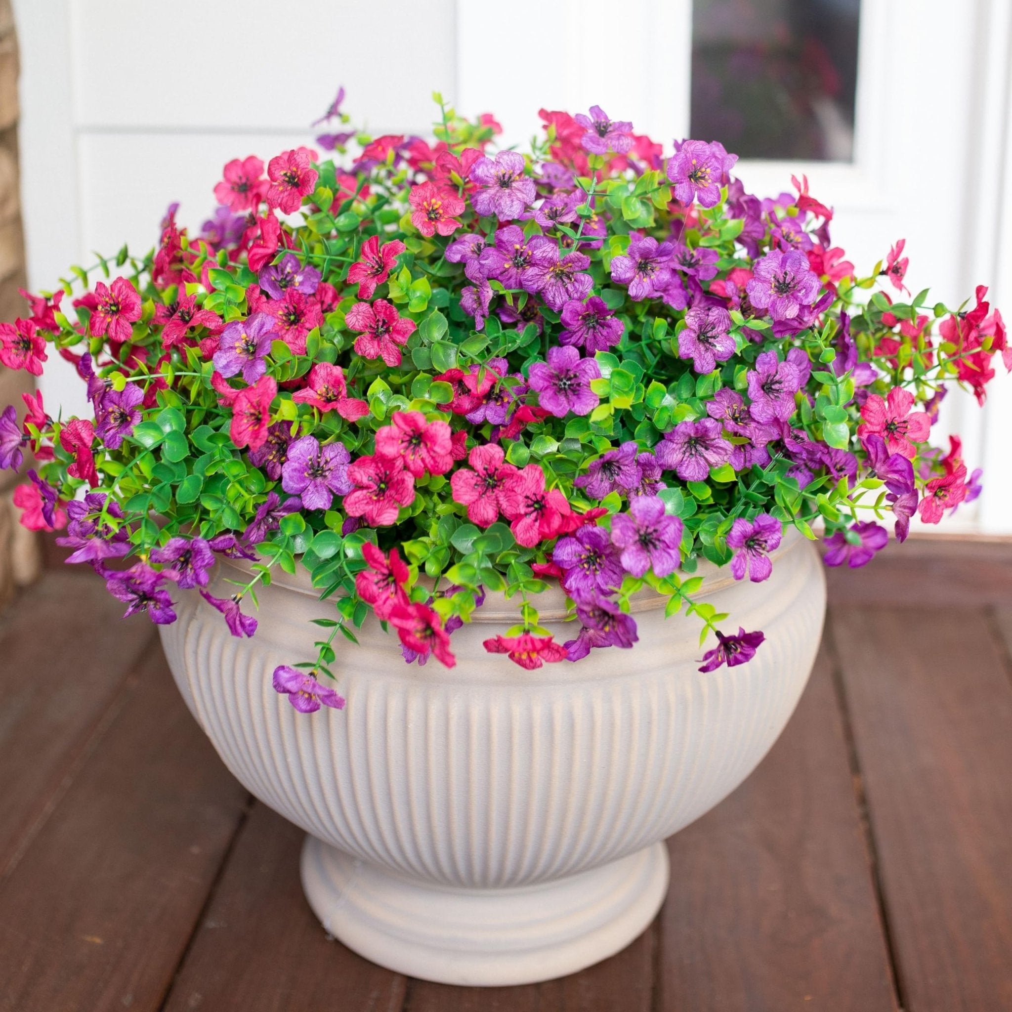 14" Silk Daisy with Eucalyptus 12 Bundles- Purple Pink - HyeFlora